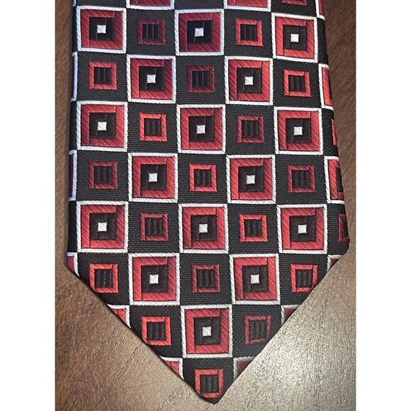 Pierre Cardin Red Black Hand Made 100% Polyester Men’s Neck Tie Made In China - Picture 1 of 9